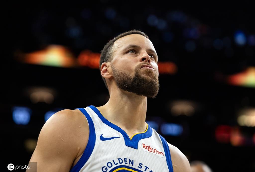 是谁？曝勇士将寻找一名明星级别球员与库里搭档